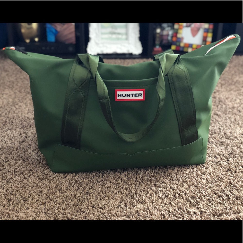 🌧Hunter Duffle Bag🌧